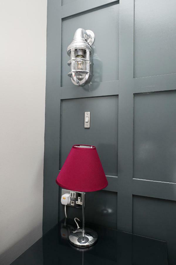 Гостевой дом 3 -min Walk To Pier & Fast Wi-fi & Perfect Getaway 4*